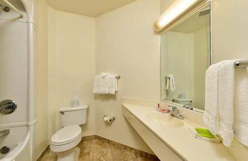 Belle Fourche Hotel | Econo Lodge