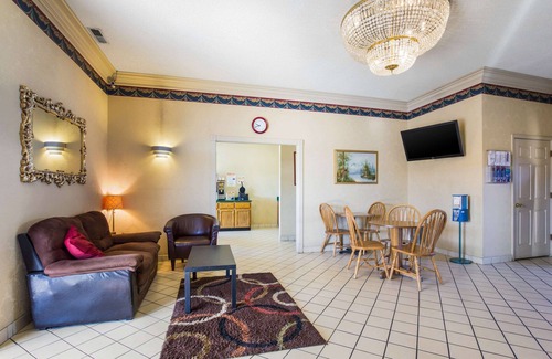 Corbin Hotel | Econo Lodge