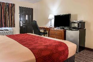 Paw Paw Cabin | Econo Lodge