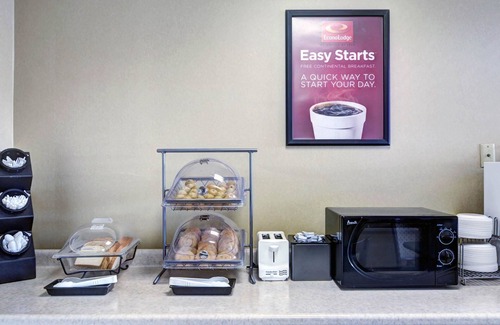 Wytheville Hotel | Econo Lodge Wytheville I-77 & I-81