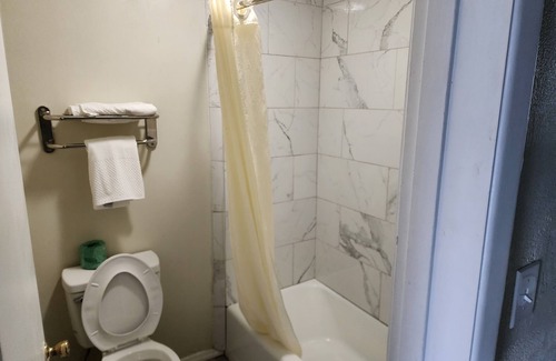Wytheville Hotel | Econo Lodge Wytheville I-77 & I-81