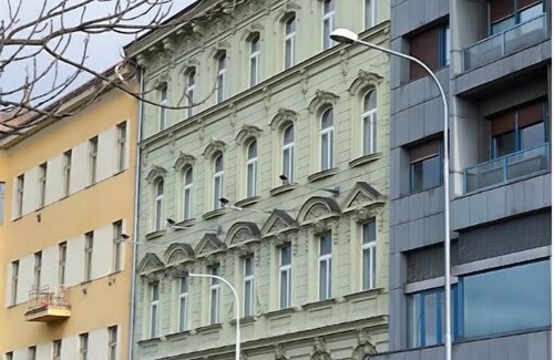 Petrska ctvrt Apartment | Economic group apartment with single beds