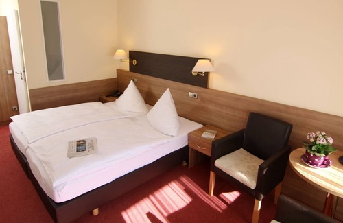 Bad Wildbad Apartment | Economy double room with shower and toilet