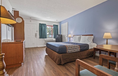 Portsmouth Hotel | Economy Lodge