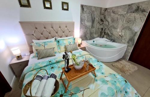 Las Penas Apartment | Ecusuites Jacuzzi Executive Dpto Riverfront l puerto santa ana