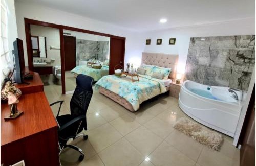 Las Penas Apartment | Ecusuites Jacuzzi Executive Dpto Riverfront l puerto santa ana