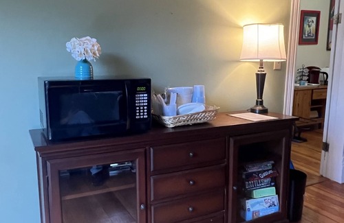 Berkeley Springs House | Eddies Place LLC