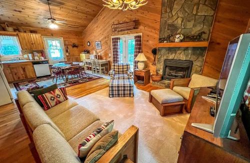 Jefferson House | Edelweiss Cabin