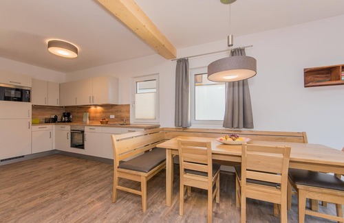 Zell am See Ski Chalet | Edelweiss Chalet Zell am See