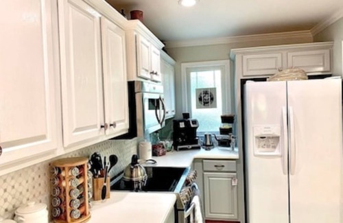 Helen Condo | Edelweiss River Haus on the river and close to everything in Helen