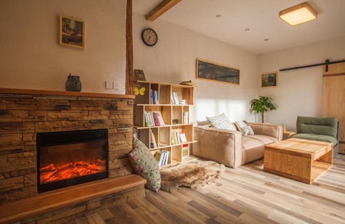 Dayan Old Town House | Eden Court