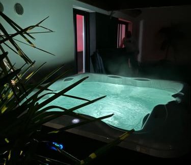 Saint-Amand-les-Eaux Cabin | Eden Forest & Spa
