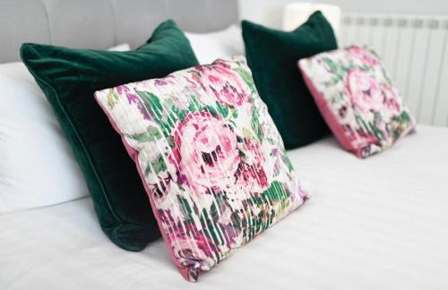 St. Helier Apartment | Eden House - Beach Apartments & Suites