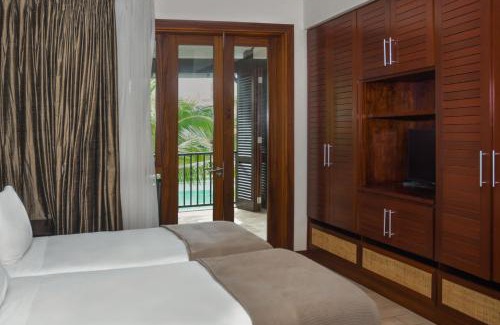 Eden Island Villa | Eden Island by Olala Homes