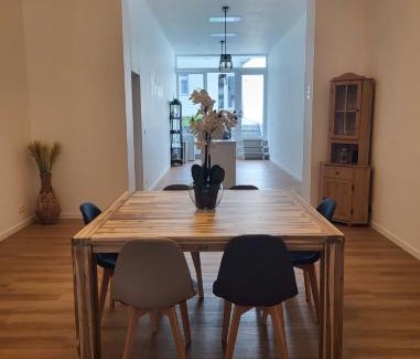 Upper Town House | Eden's private room - European Quarter