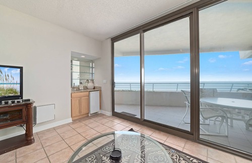 Ono Island Condo | Eden West 408- Beachfront!