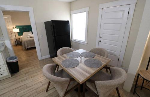 El Paso House | Edens Comfort Suite Near I 10