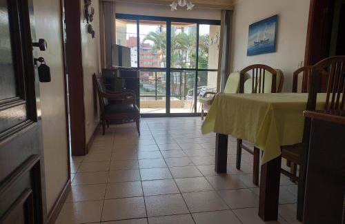 Praia Grande Apartment | Edf phalas apt a 200 metros da praia