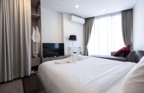 Pattaya Bay Apartment | Edge Central Pattaya - Luxury 1 BR Apartment - 6th Floor #52