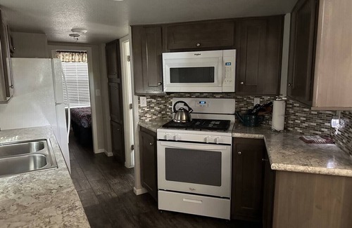Moab House | Edge of the Desert Moab Rim Cabin #16