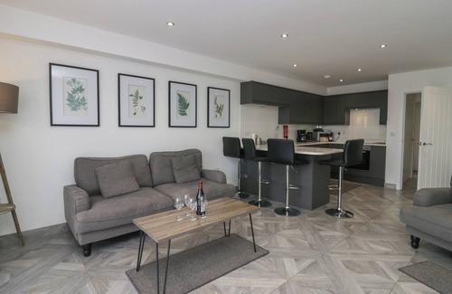 Grange-over-Sands Cottage | EDGEMERE RETREAT, pet friendly, with a garden in Cartmel