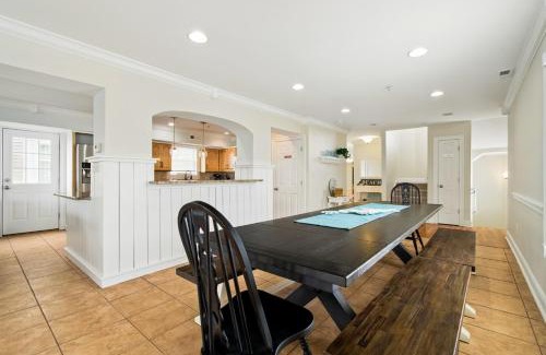 Edgewater Acres House | Edgewater Acres - 39157 Garfield Ave