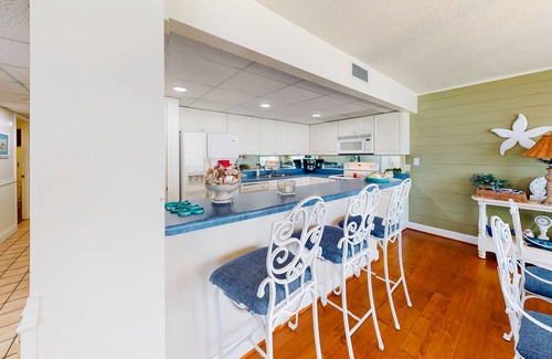 Panama City Beach Condo | Edgewater Beach Resort Tower 1-1111 | Beachfront condo with pools & hot tubs