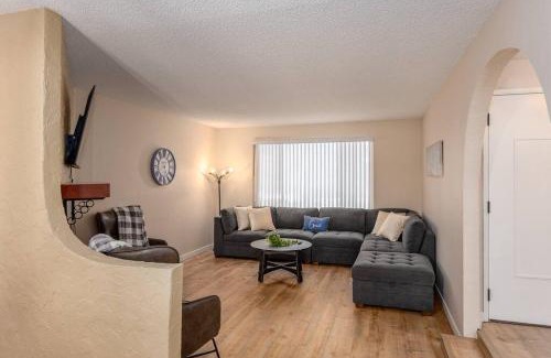 Moses Lake House | Edgewater Paradise HotTub Private Dock & Game Room