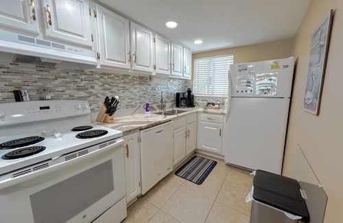 Gulf Shores Condo | Edgewater West 64 is a fantastic West Beach 2 Bedroom 2 Bathroom Condo!