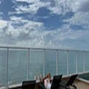 Praia de Itaparica Apartment | Edifício Infinity - By Housi