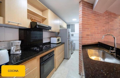 Antiguo Country Apartment | Edificio Parque El Virrey