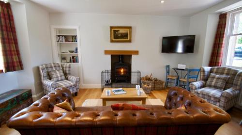 Lochearnhead House | Edinample Lodge