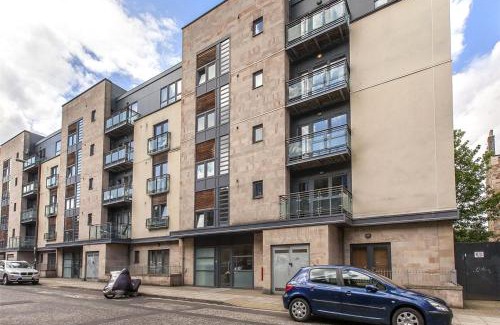 Tollcross Apartment | Edinburgh Pearl Apartments - Fountainbridge Residence