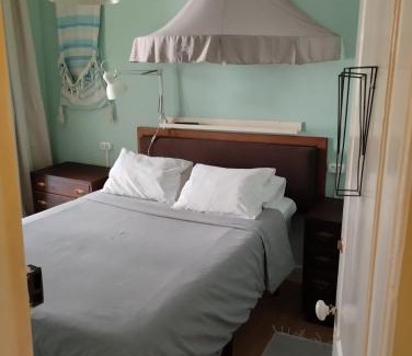 Lisbon Old Town House | Edith Cavell10 Lisbon Guest House