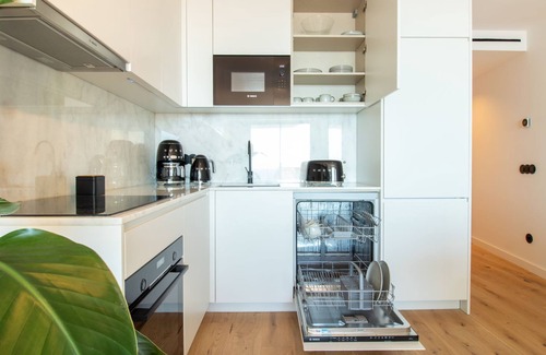Foz do Douro Apartment | EDiTiON 309 - Beachfront Apartment by LovelyStay