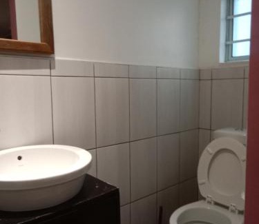 Quigney Beach Cabin | Edladleni Guesthouse Quigney
