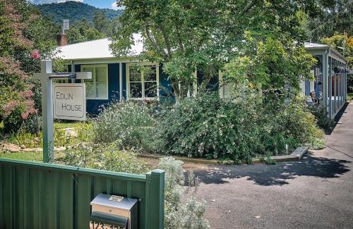 Bright House | Edlin House