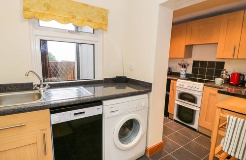 Harlech Cottage | EDRYDD, pet friendly, character holiday cottage in Harlech