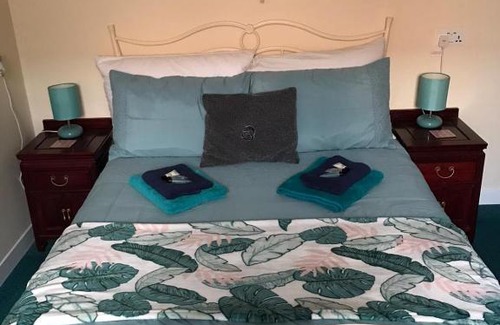 Sleaford House | EDS Eat Drink Sleep