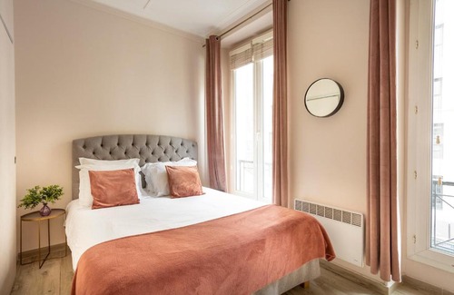 2nd Arrondissement Apartment | Edwin Suites
