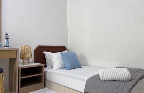 Batu Ferringhi Apartment | EE's Beach House - Homestay 3 min walk to beach