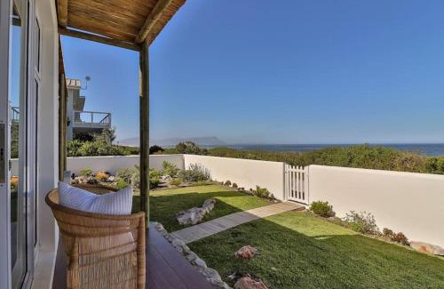 Kleinmond House | Efcharisto Seaside Cottage - Lower Beach Road