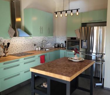 Fludir House | Efra-Sel Home