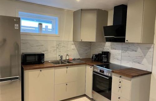 Vikingstad Apartment | Eget hus i Linköping västra