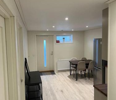 Vikingstad Apartment | Eget hus i Linköping västra