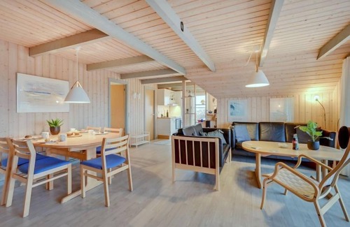 Houvig House | "Eggert" - from the sea by Interhome