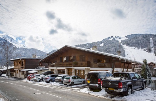 Morzine Apartment | Egralets is spacious and comfortable self-catered apartment in a great location