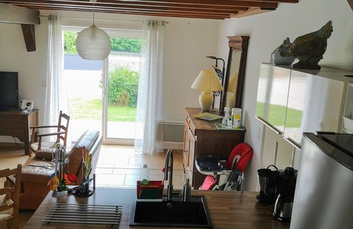 Saint-Plantaire Cottage | Éguzon beach and lake 500 m away! Classified* air-conditioned gîte - sleeps 10