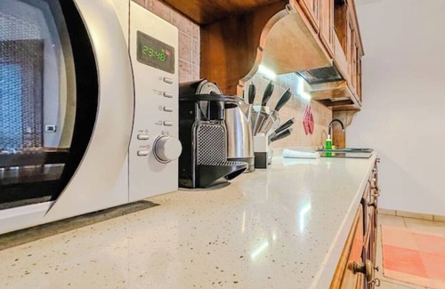 San Salvario Apartment | Egyptian luxury suite + garage & jacuzzi