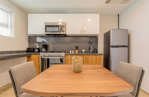 Zona Hotelera Hotel | EHDEN Vacation Suites Puerto Cancún